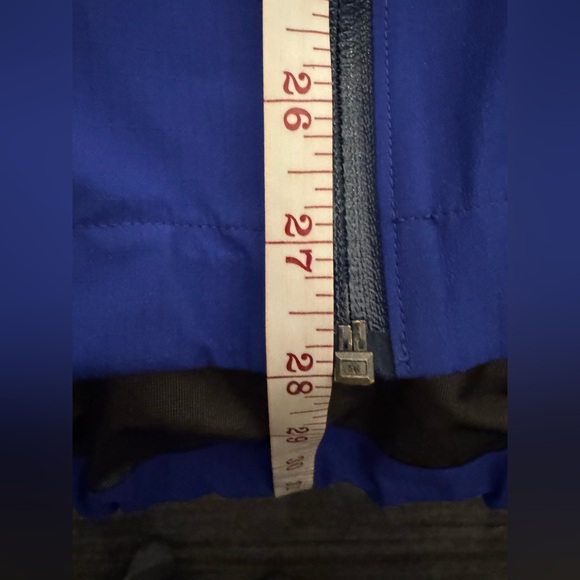 Arc'teryx Vibrant Blue hardshell jacket - vintage in prime condition - women’s L - Picture 13 of 16